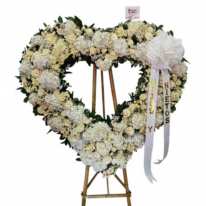 arreglo floral funerario en Cali
