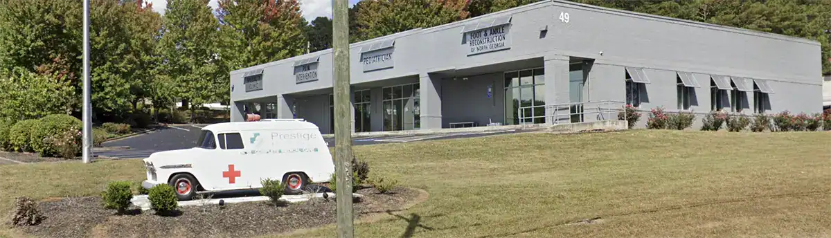 Exterior of Jasper office of Goodman Dermatology in Georgia