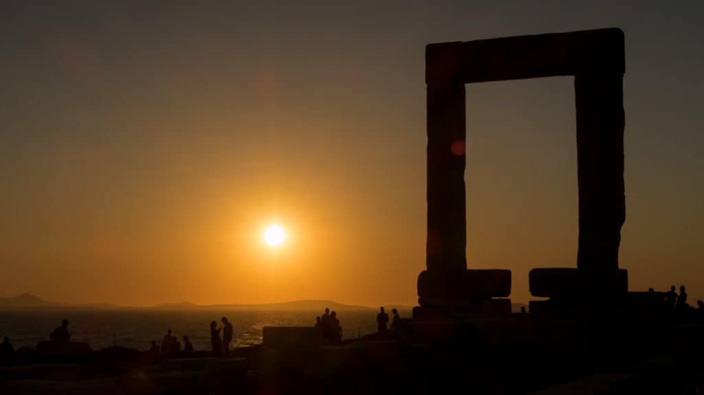 Apollo's Gate, Naxos
