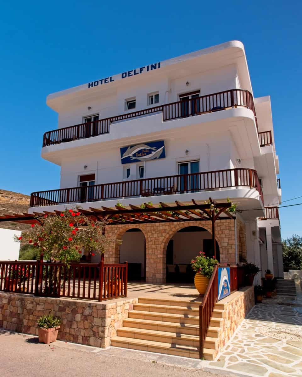 Hotel Delfini Milos exterior
