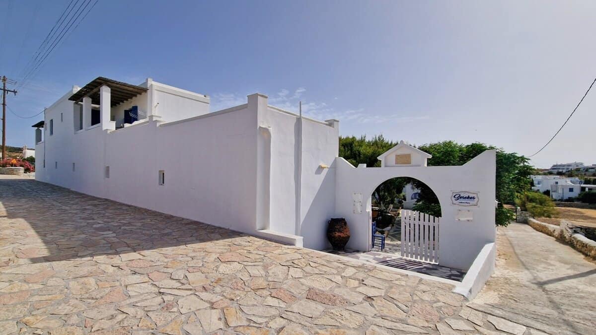 Sorokos Koufonisia accommodation exterior