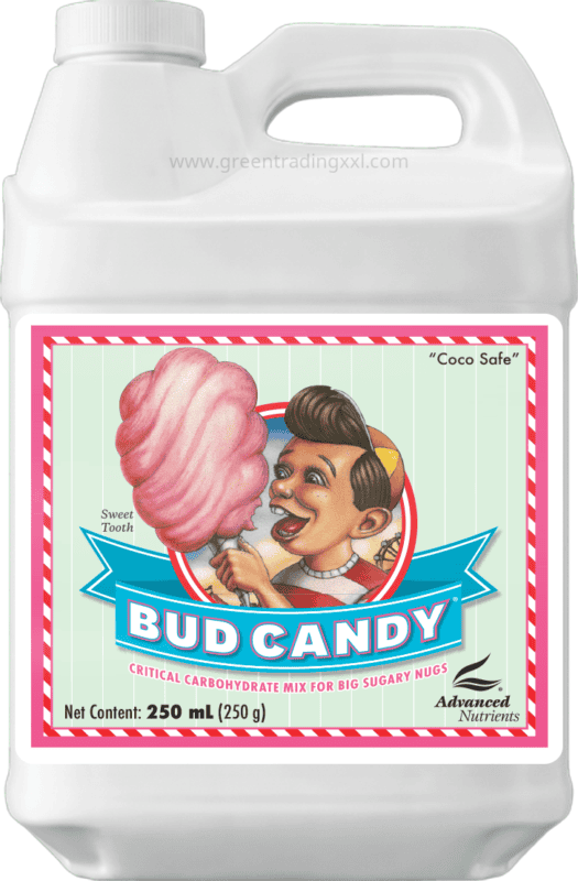 Advanced Nutrients Bud Candy 250 ml, witte plastic fles, vintage afbeelding van lachende jongen met roze suikerspin.