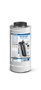 CAN 366 Lüftungsfilter mit einem Flanschdurchmesser von 150 mm, entwickelt für eine effiziente Luftreinigung. Der Filter ist aus hochwertigem Stahl gefertigt und eignet sich für verschiedene Anwendungen im Lüftungs- und Klimasektor. Die Abmessungen betragen 60 cm in der Länge bei einer Kapazität von 700 m³/h und einer maximalen Temperatur von 70 °C. Dieses Produkt bietet dauerhafte Leistung mit einer mehrschichtigen Aktivkohlestruktur für eine optimale Absorption von Gerüchen und Schadstoffen. Geeignet für den Einsatz in Kombination mit CAN-FAN-Systemen, ist dieser Filter Teil einer umweltfreundlichen Lösung für die Luftqualität.    