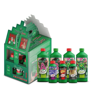 Produktset von Dutch Pro, bestehend aus Nährstoffen für Pflanzen in verschiedenen Flaschen. Das Set enthält die verschiedenen Flaschen: A und B Grow (jeweils 1 Liter), A und B Bloom (ebenfalls beide 1 Liter), eine Flasche Multi-Total und eine Flasche Explode. Dieses Produkt wurde speziell für den Anbau verschiedener Pflanzen entwickelt und ist sowohl für den Innen- als auch für den Außenbereich geeignet. Die Flaschen sind hauptsächlich grün mit klaren Etiketten und Informationen zum Inhalt. Das Produkt wurde für Anwender entwickelt, die ein optimales Pflanzenwachstum anstreben, und ist frei von schädlichen Substanzen, was zu einem umweltfreundlichen Ansatz im Gartenbau beiträgt.    