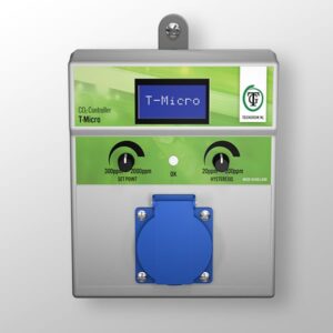 CO₂-regelaar T-Micro, ontworpen voor precisiebeheersing van kooldioxide in de omgeving. Dit product heeft een robuuste metalen behuizing met een heldere digitale display voor eenvoudige aflezing van waarden. Het beschikt over instelbare parameters, waaronder een setpoint bereik van 300 tot 2000 ppm en een hysteresis instelling van 20 tot 200 ppm. De controller is geschikt voor gebruik in kassen of andere gecontroleerde omgevingen en draagt bij aan een efficiënte gasregulatie. Deze milieuvriendelijke oplossing is vervaardigd in Nederland en ondersteunt een duurzame benadering van groeiomstandigheden.