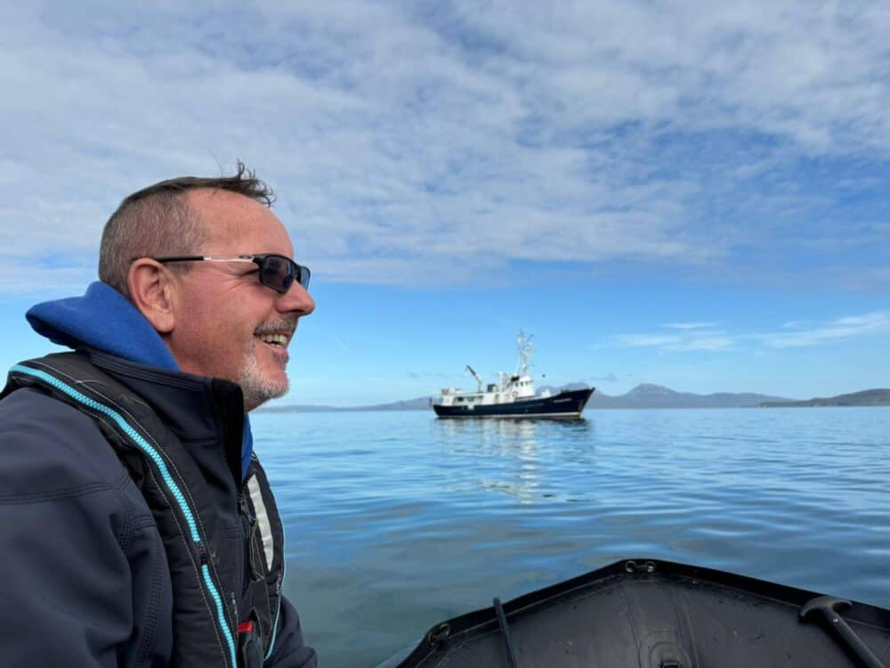 Enjoy a stunning Hebridean adventure as you explore the beautiful Scottish islands with boat tours and scenic landscapes.