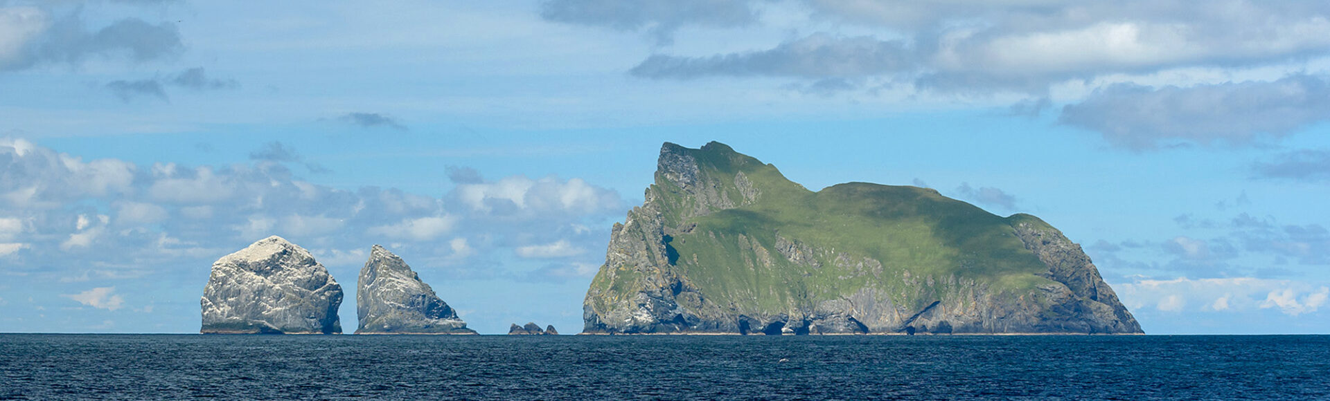 https://www.hebrideanadventures.co.uk/wp-content/uploads/2026/02/ChrisGomersall_Boreray_DAF2198-e1770317461370.jpg