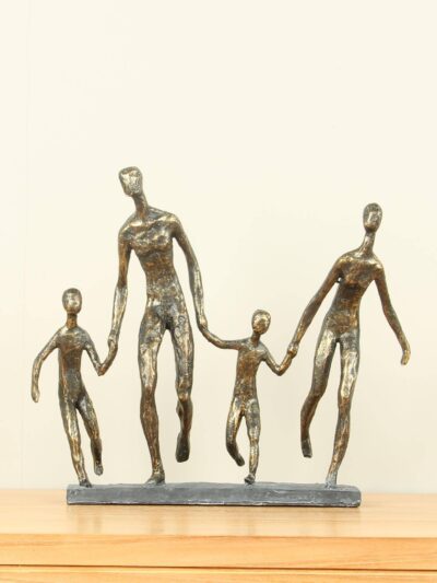 Beeld voor binnen – Bronskleurig – Polystone – Familie 2 kinderen – 32x35x10 cm