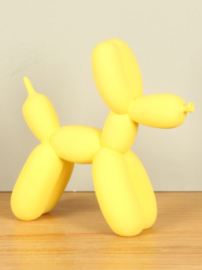 Beeld voor binnen – Geel – Kunsthars – Ballonhondje – 23x23x9 cm