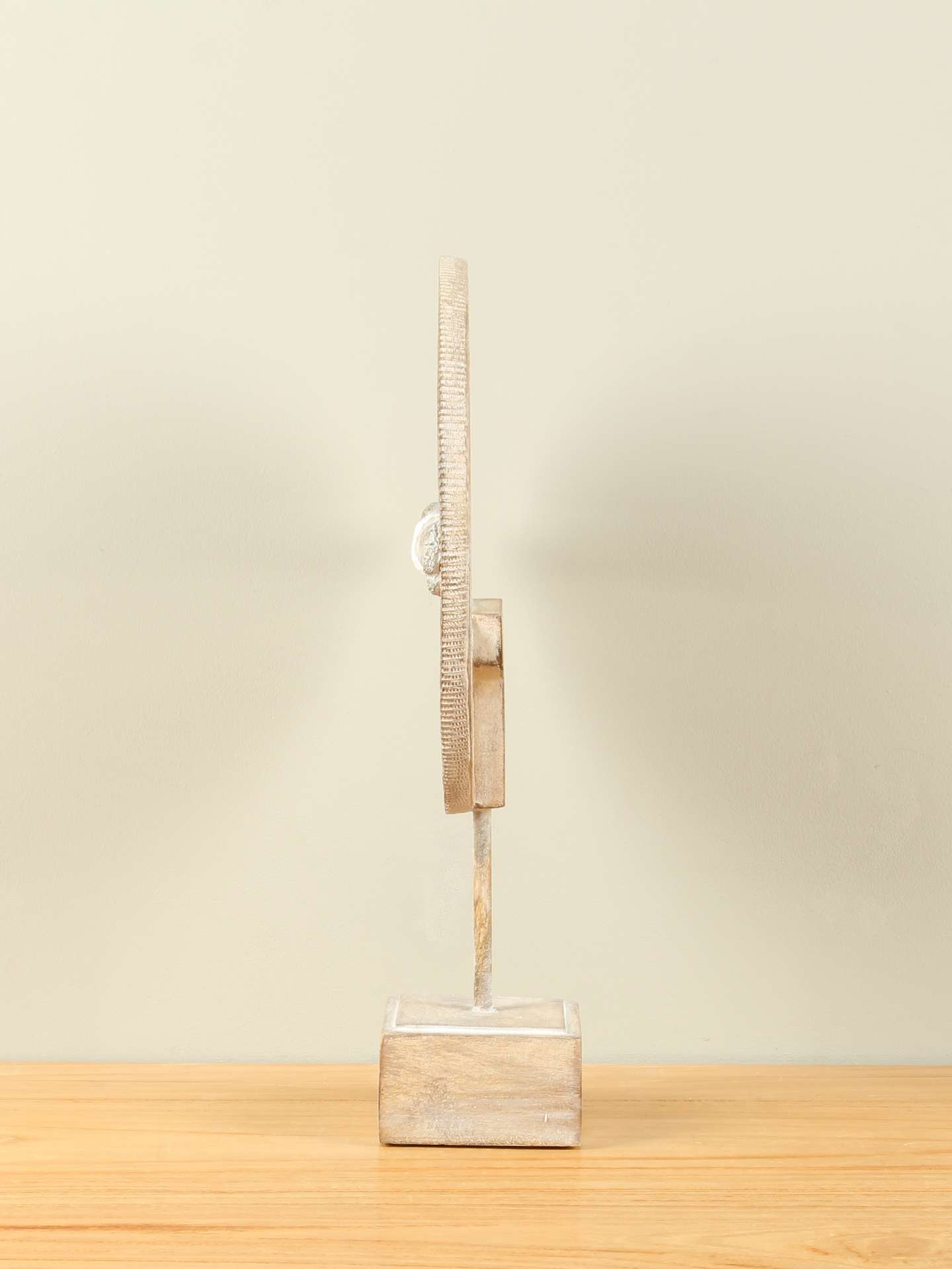 Beeld voor binnen - Grijs - Kunsthars - Schijf Ethno - 38x26x9 cm - Afbeelding 3