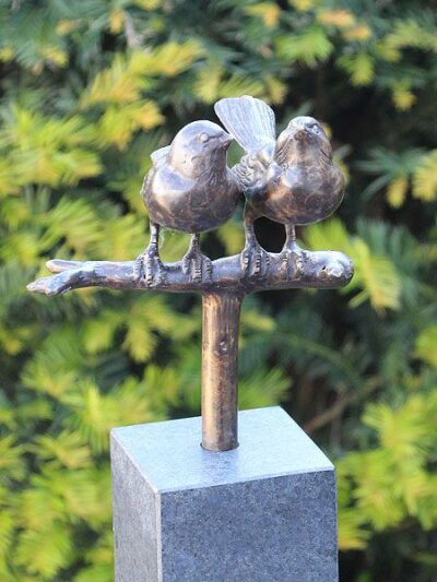 Beeld voor binnen of buiten – Brons – 2 Mussen op Tak – 17x15x10 cm