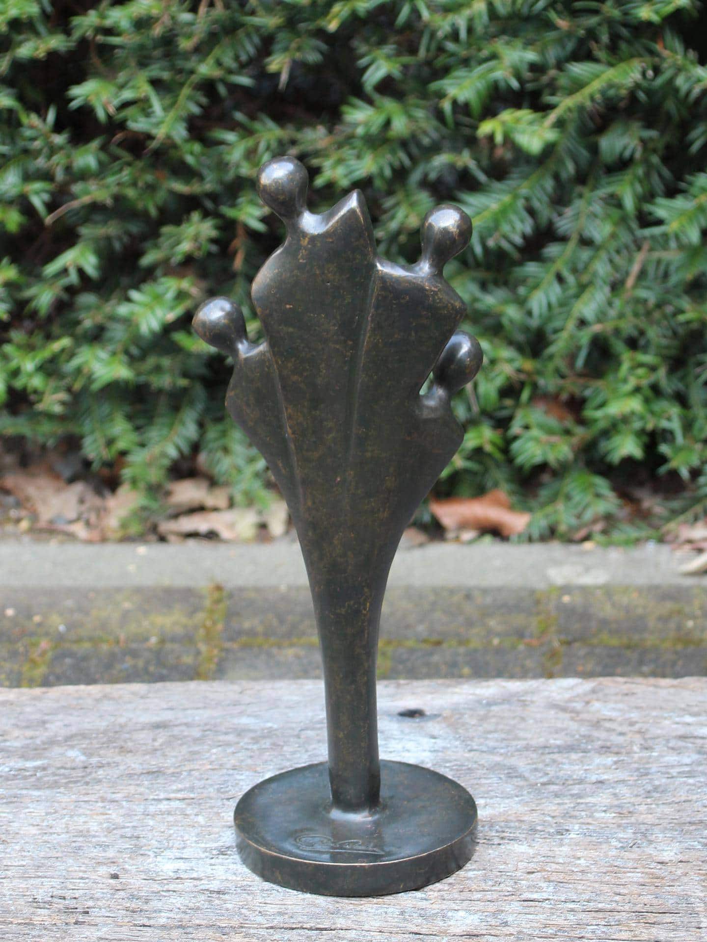 Beeld voor binnen of buiten - Brons - Familie 4 Personen - 33x13x11 cm - Afbeelding 3