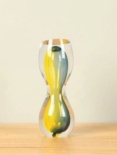 Glassculptuur – Geel – Glas – Figuur blauw/geel zandlopervorm, 23 cm