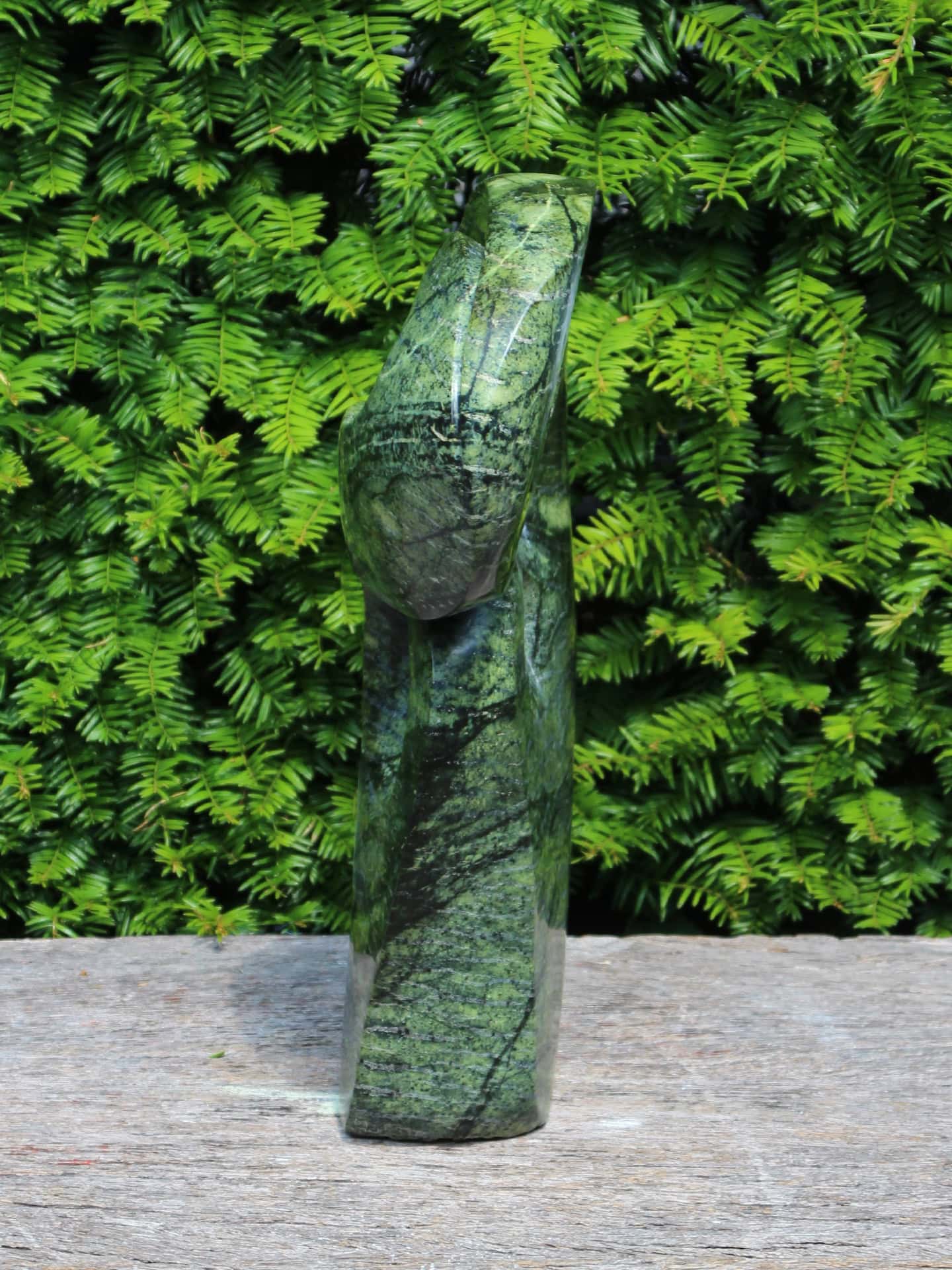 Tuinbeeld - Cheetah jade - Groen - Natuursteen - Close - 40x33x8 cm - Afbeelding 2