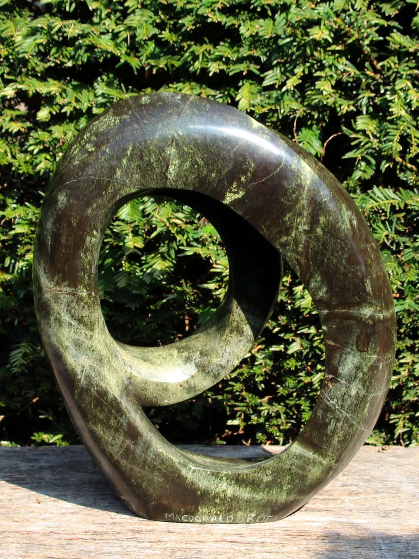 Tuinbeeld - Cheetah jade - Groen - Natuursteen - Greencircle - 40x35x17 cm - Afbeelding 3