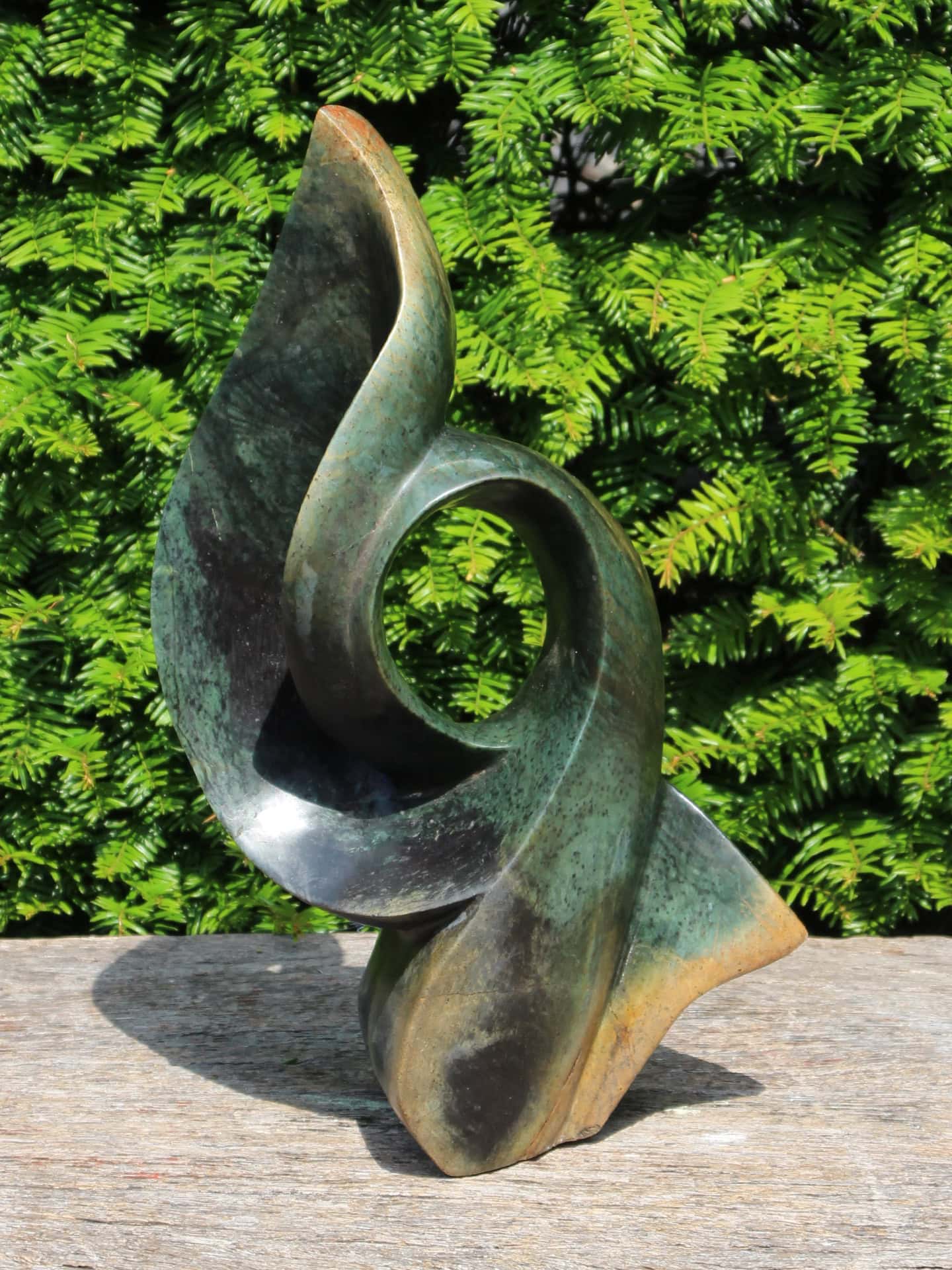 Tuinbeeld - Groen Serpentijn - Groen - Natuursteen - Flame - 40x21x13 cm