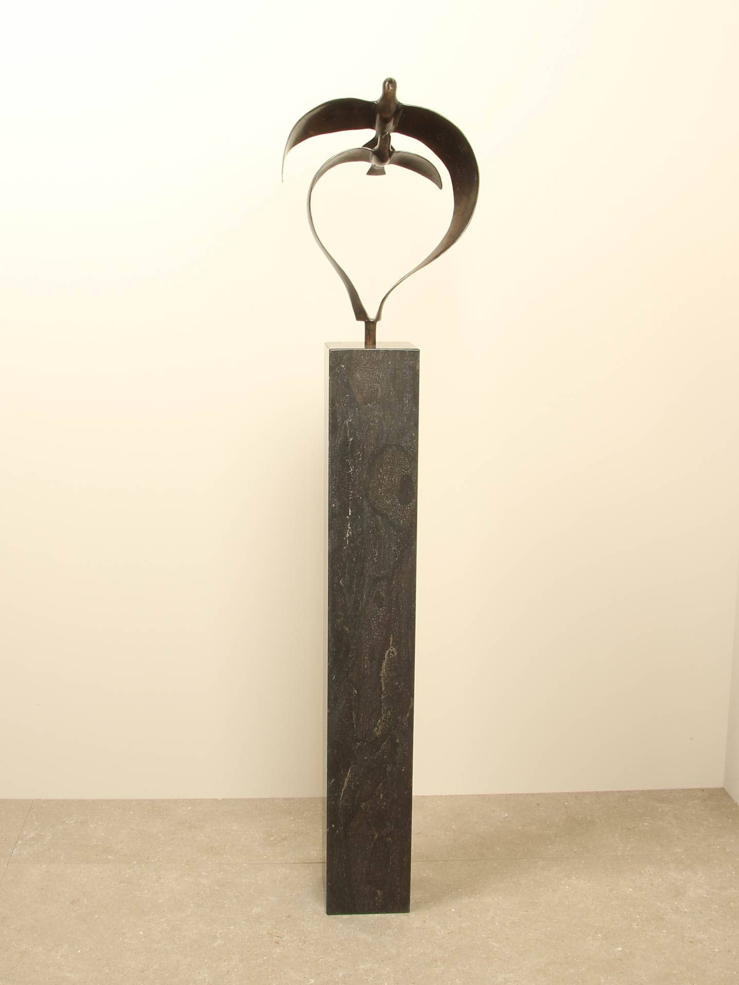 Beeld voor binnen of buiten - Brons - 2 Vogels boven Elkaar - 34x27x10 cm - Afbeelding 7