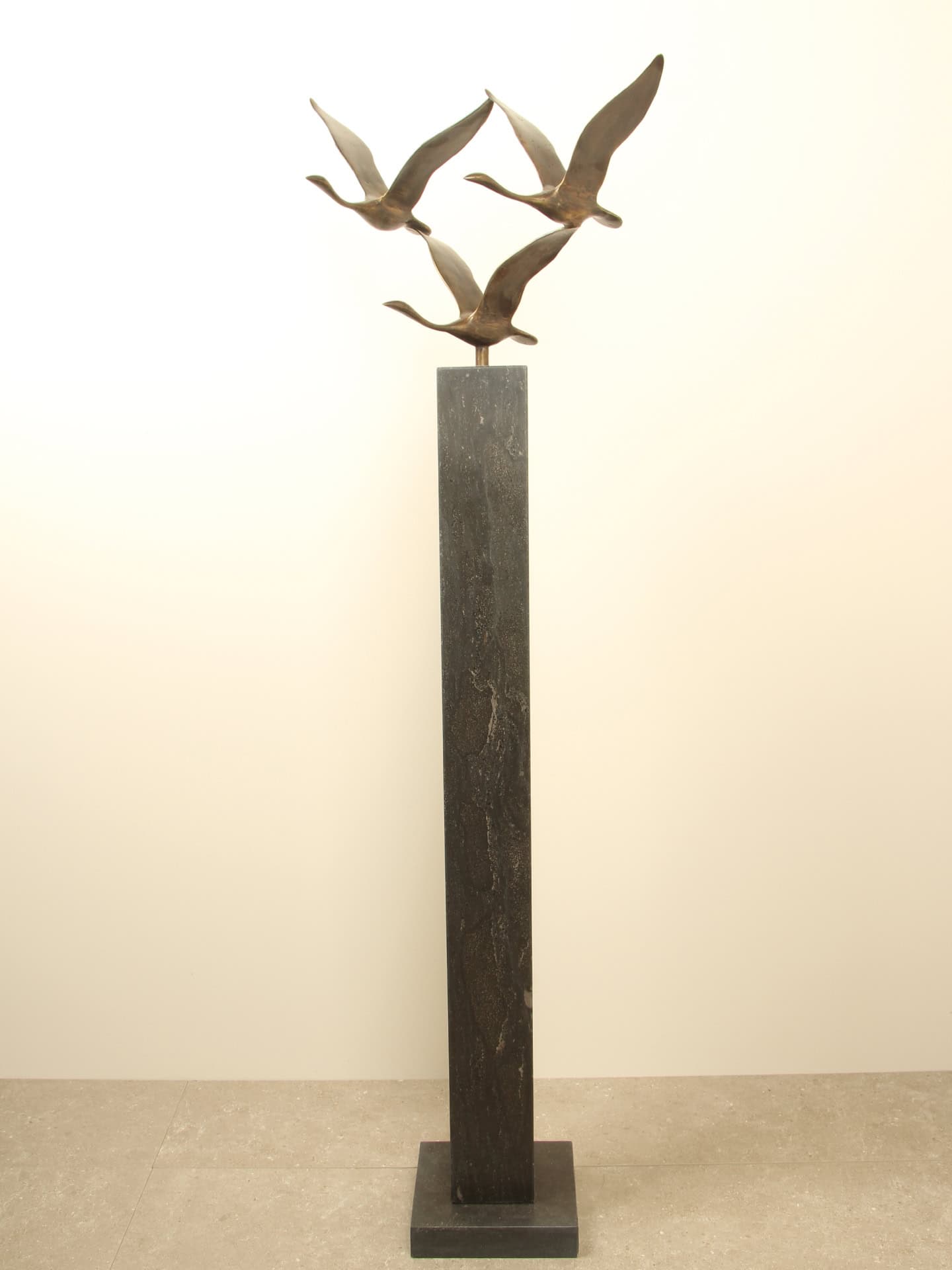 Beeld voor binnen of buiten - Brons - 3 Zwanen - 35x54x27 cm - Afbeelding 10