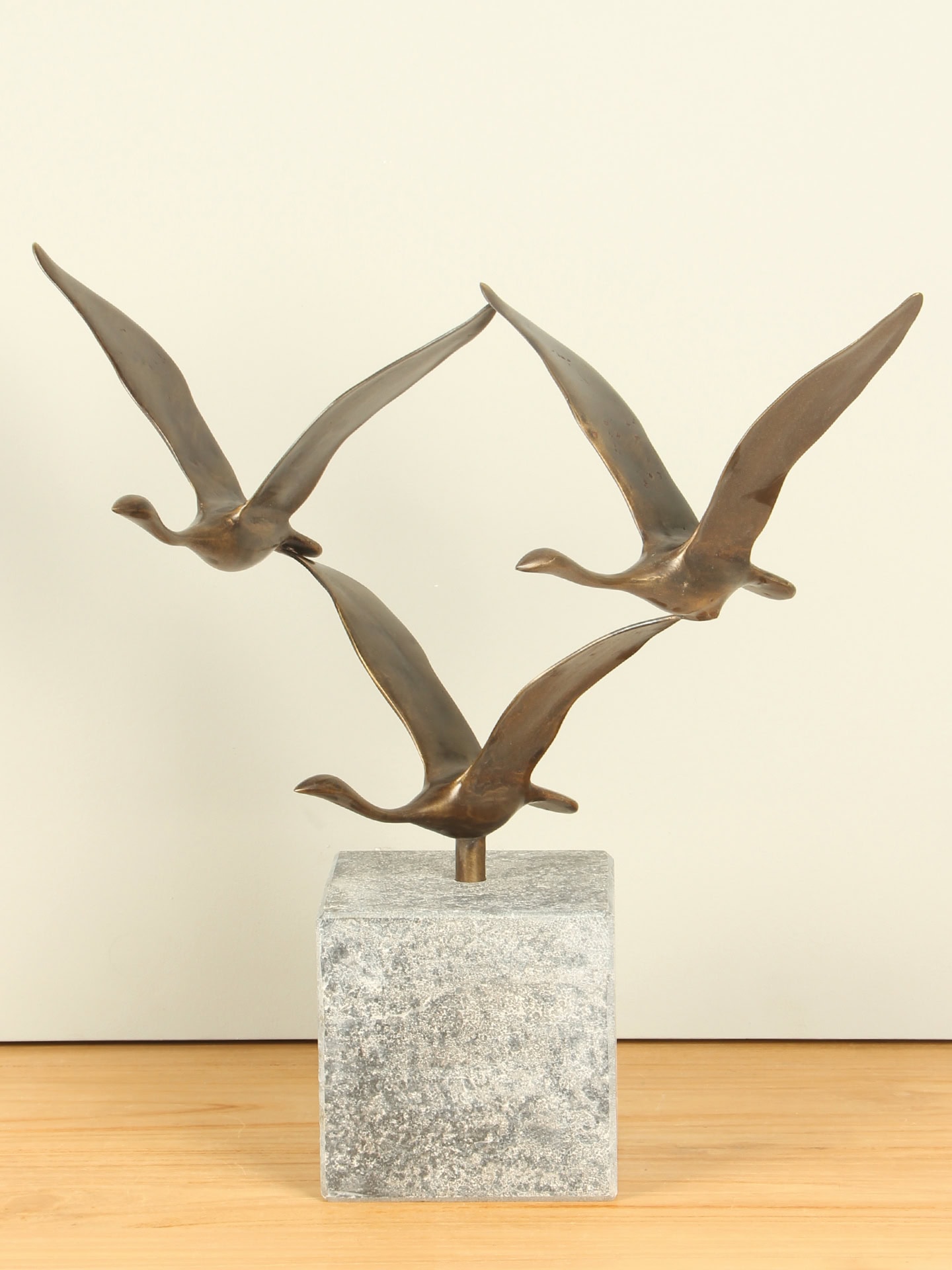 Beeld voor binnen of buiten - Brons - 3 Zwanen - 35x54x27 cm - Afbeelding 13