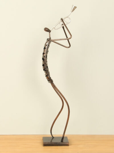 Beeld voor binnen – Bruin – Metaal – Muzikant trompet – 54x15x5 cm