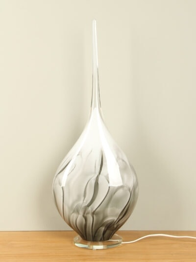 Glaslamp – Grijs – Glas – Arno France, rechte punt – 70x30x14 cm