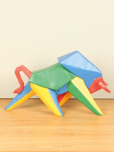 Beeld voor binnen – Multicolor – Polyresin – Stier geometrisch – 18x30x9 cm