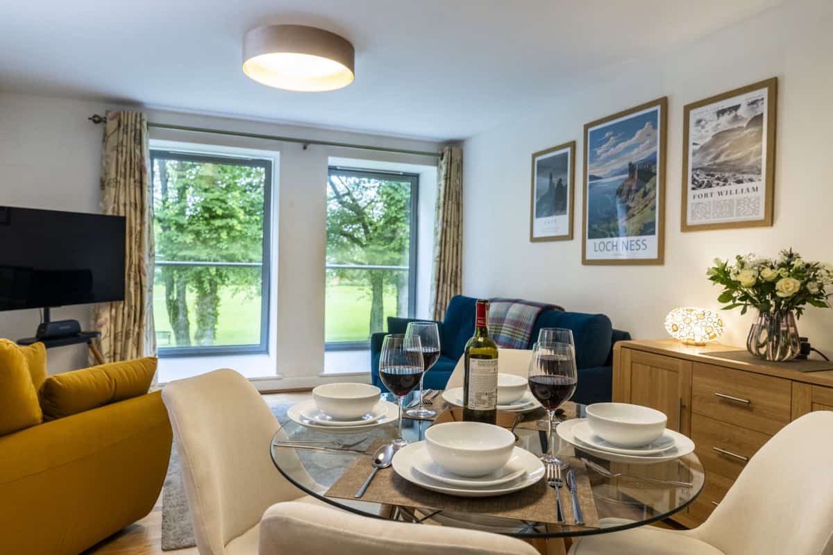 Bright Highland Club apartment with scenic views.