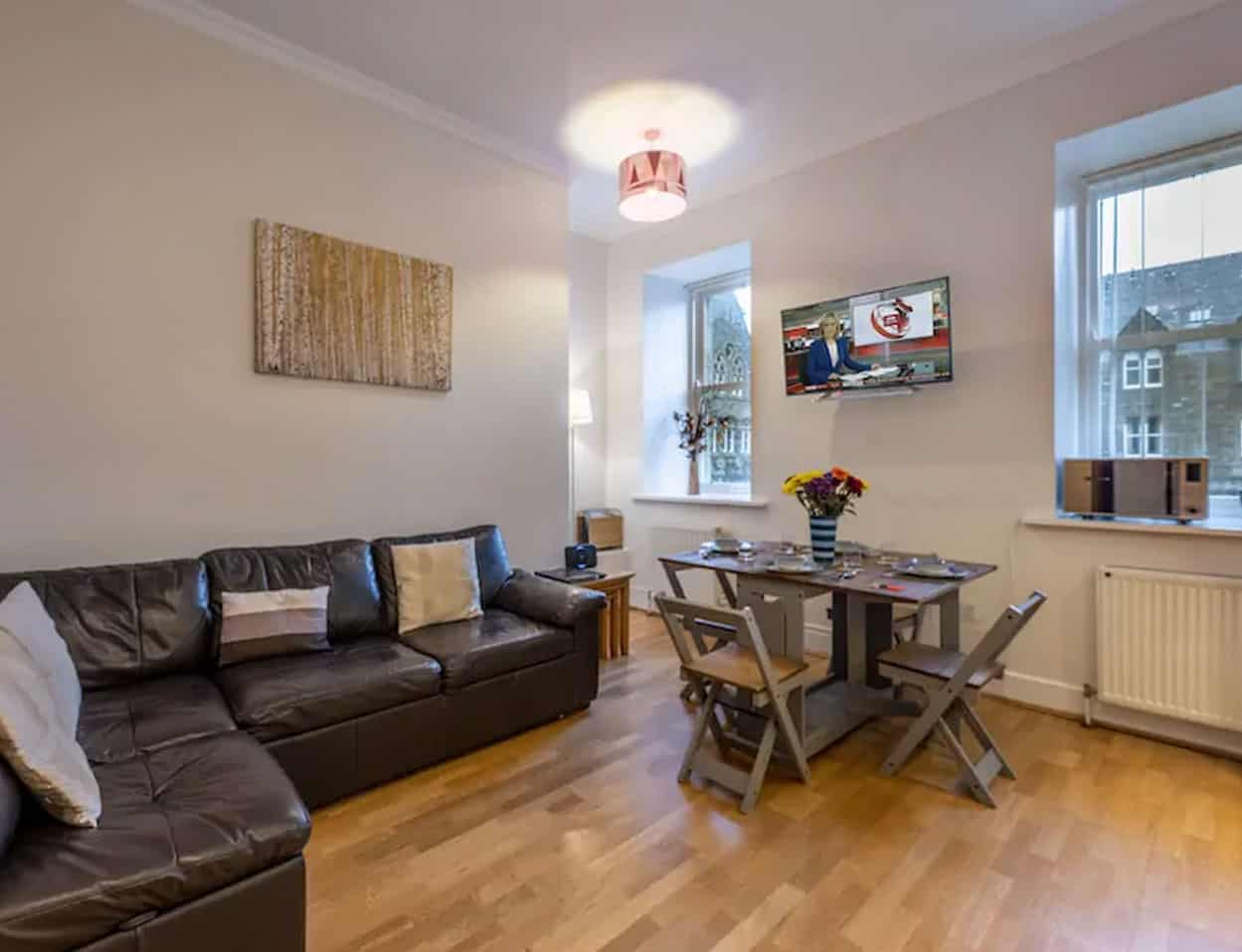 Moat House 4: Cameron Apartment