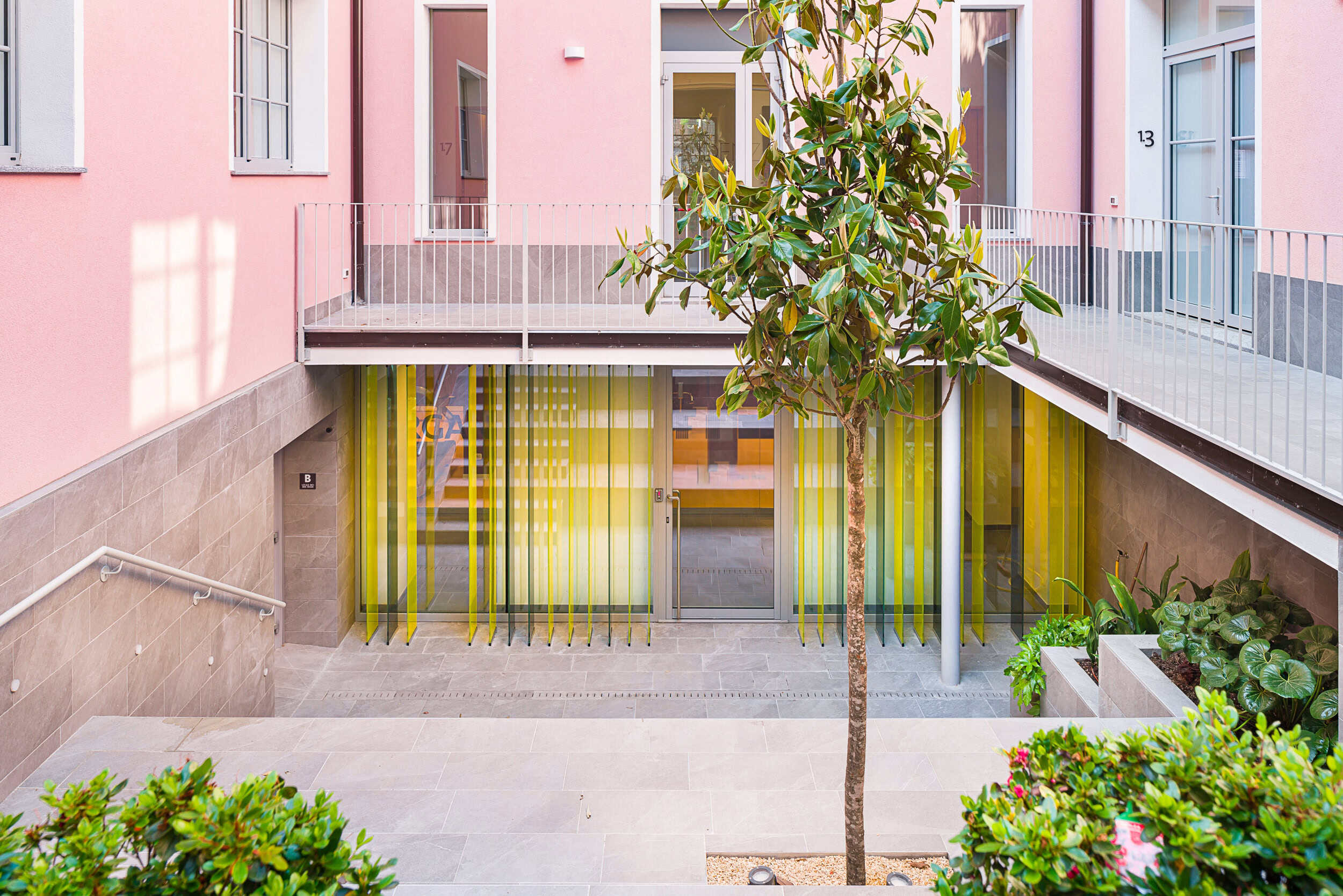 Collegno 7 Planted Courtyard