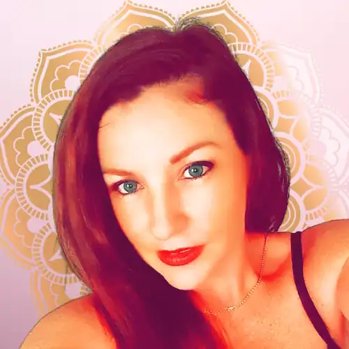 Profile photo for Lauren Tindall owner of Holistic Bliss Bodywork (Massage Benowa) on the Gold Coast.