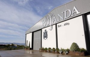 &nbsp;>thisisjustarandomplaceholder<Bodega-Viña-Bujanda | Iberian Press®&nbsp;