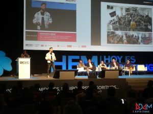 &nbsp;>thisisjustarandomplaceholder<Hoy-es-Marketing-Madrid-2017-Adam-Expo-Stand | Iberian Press®&nbsp;