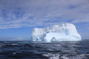  >thisisjustarandomplaceholder<iceberg-deshielo-IP | Iberian Press® 