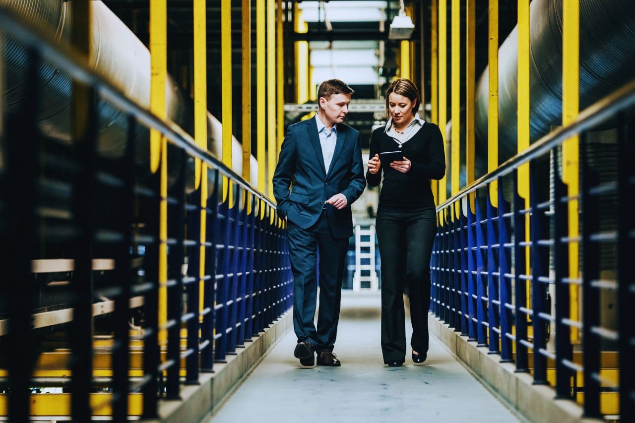 El impacto de un consultor en los procesos operativos y la estructura organizacional