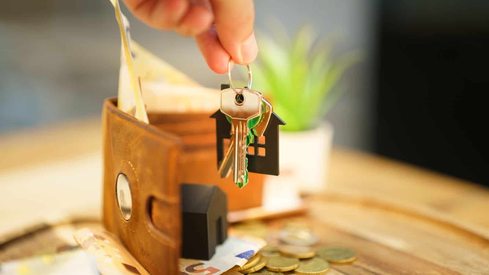 How Property Managers Handle Rent Collection and Delinquencies in Las Vegas