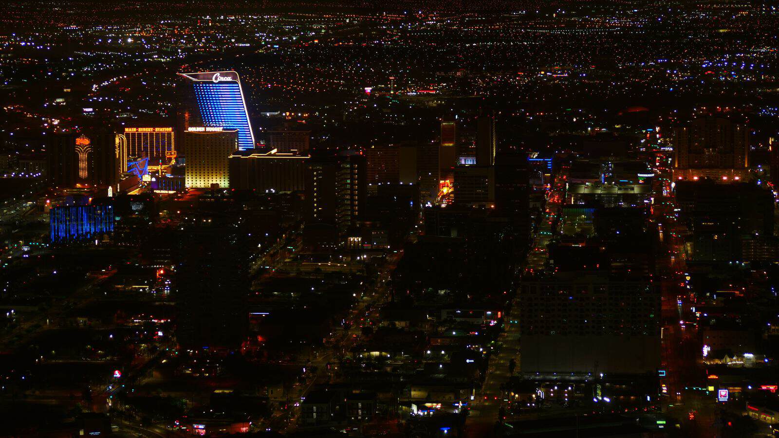How Strip Tourism Shapes Las Vegas Rental Demand
