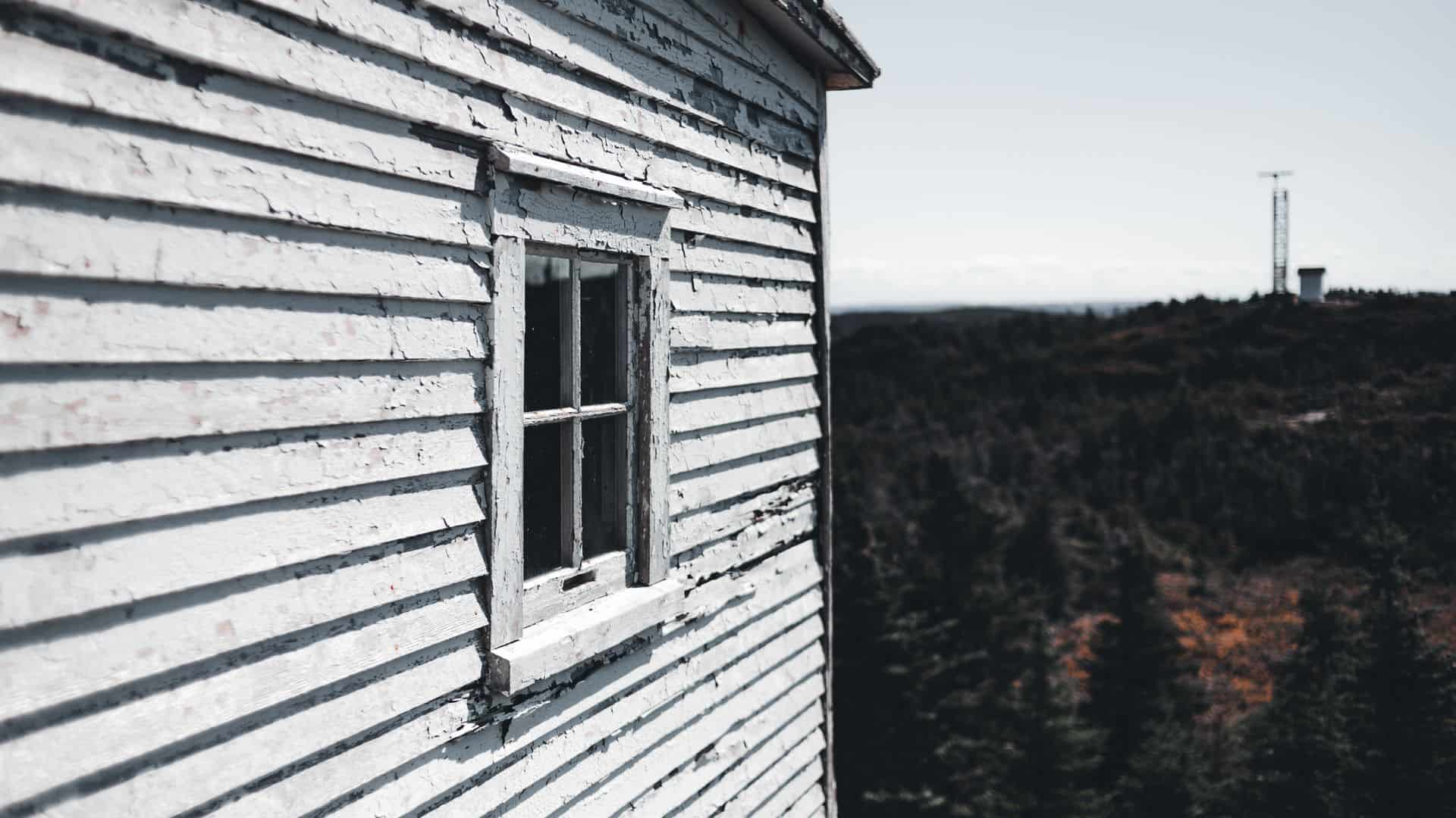 Lead Paint and Asbestos Disclosure for Older Las Vegas Rentals