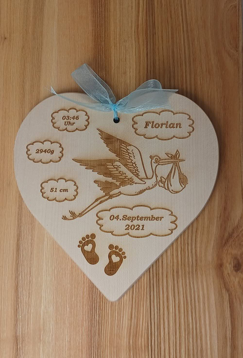 Hochzeitsschild Holz mit Babyfuß, Geburtsdaten, Gewicht und Größe, handgefertigt.