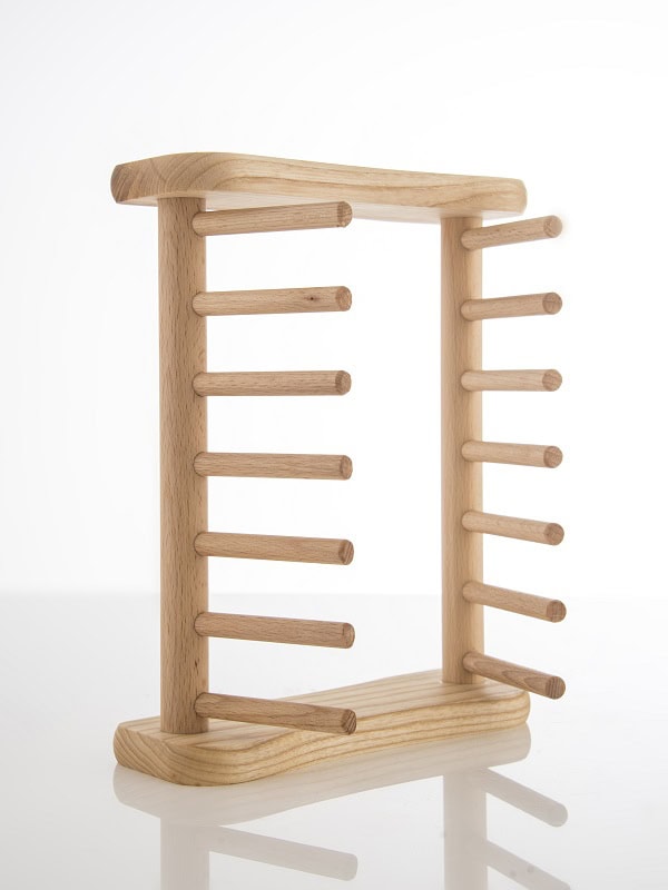 Holzständer für Flaschen, handgefertigt aus Naturholz, stilvoll für Weinflaschen, hochwertiges Design, Ischler Holzhandwerk.