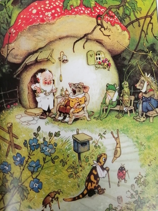 Detailreiches Bild mit Märchen-ähnlicher Szene, handgeschnitzt in Ischler Holzhandwerk.