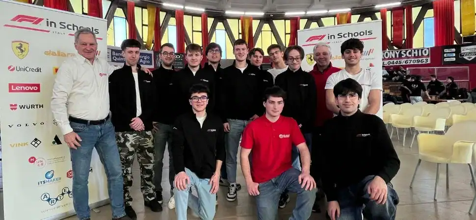 NEWS_teamworking -f1 F1 IN SCHOOLS ITALY ITS MECCATRONICO VENETO