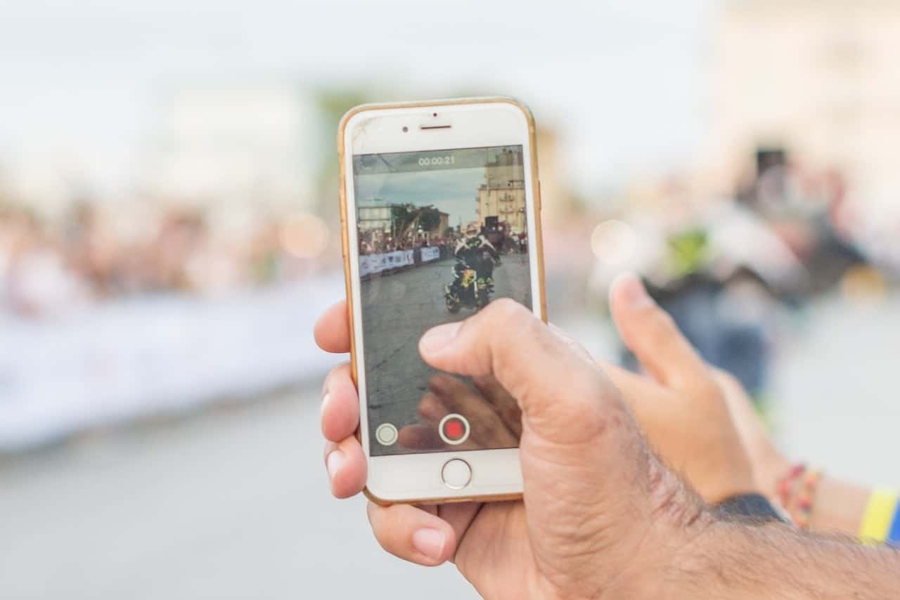 Going Vertical—Online Video Stands Tall