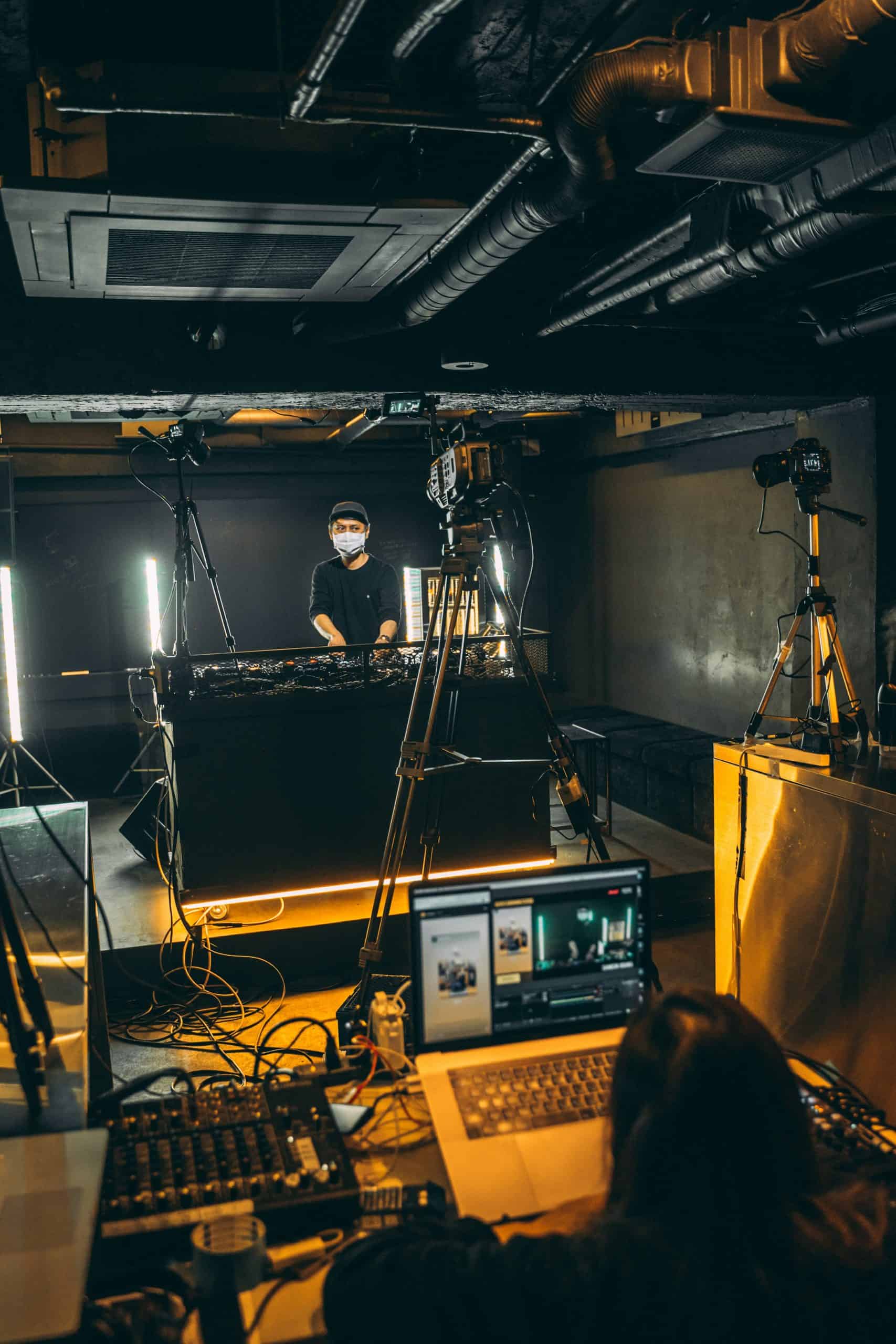 live stream dj