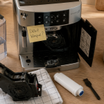 problème machine à café delonghi : le café ne coule plus, vue réparation