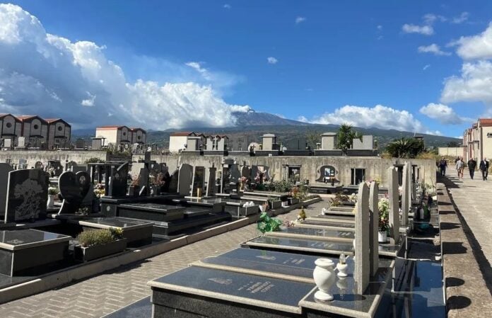 cimitero fiumefreddo