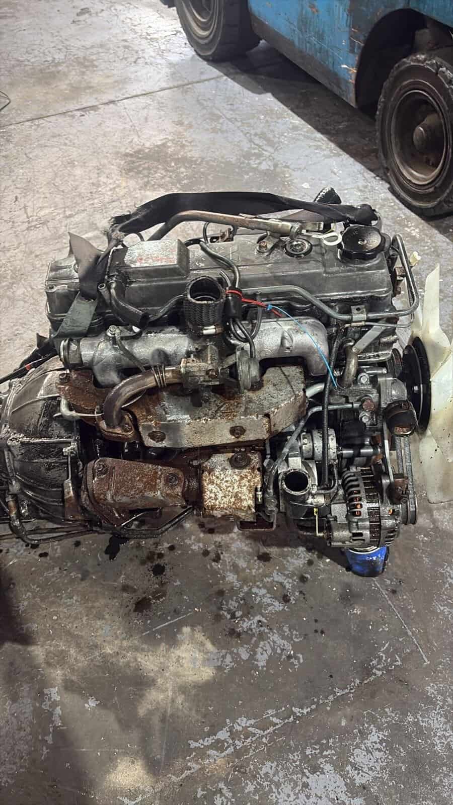 Mitsubishi 2.8T 4M40T engine - Image 2