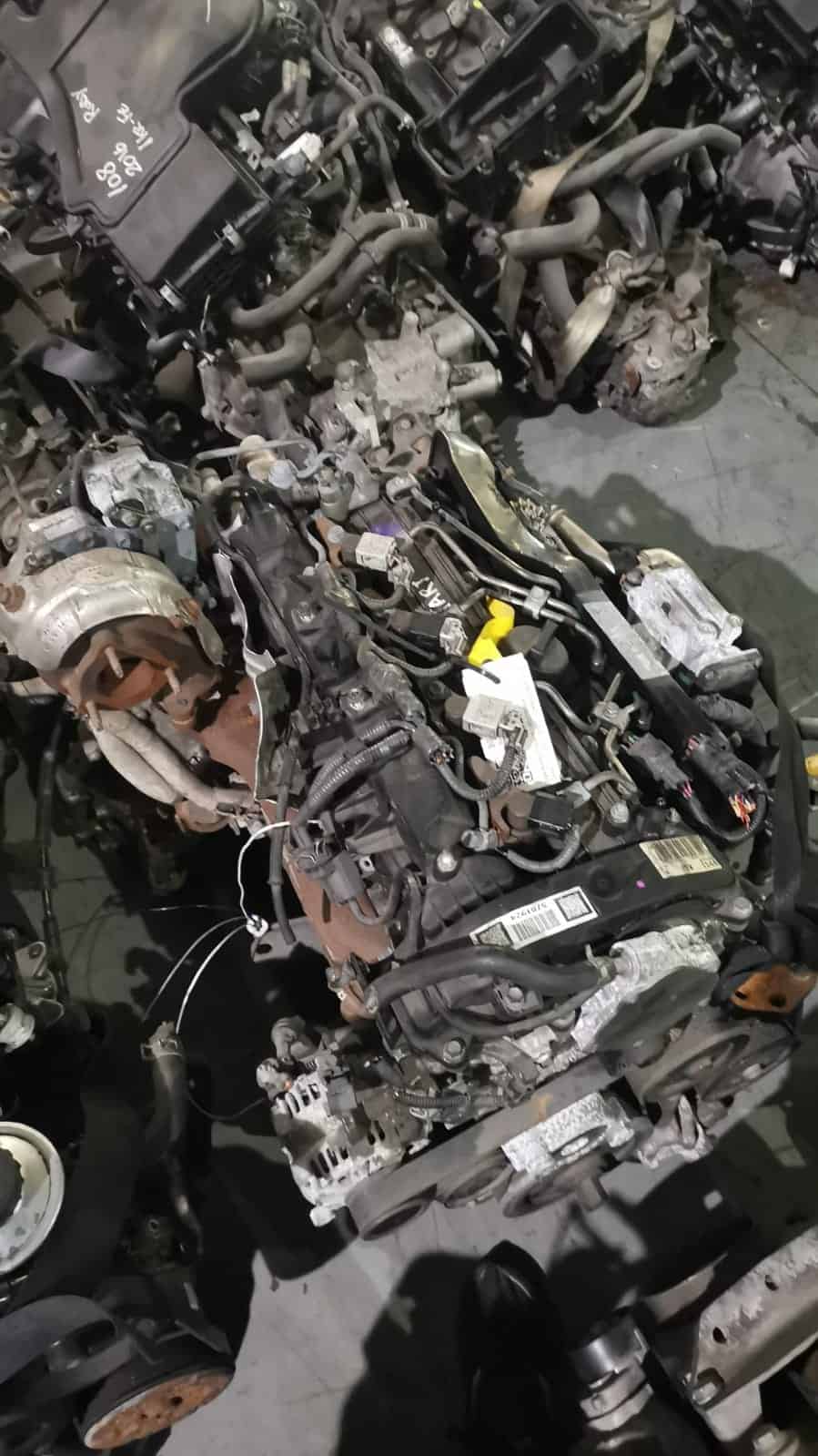 Toyota 2.2 D4D 1AD Injectors Outside engine - Image 2