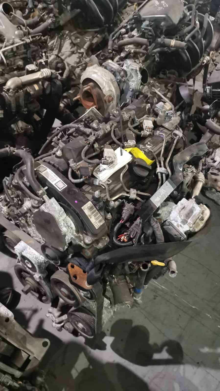 Toyota 2.2 D4D 1AD Injectors Outside engine - Image 4