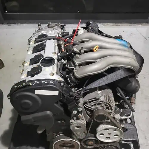 Audi A4 B6 2.0 fsi AWA engine