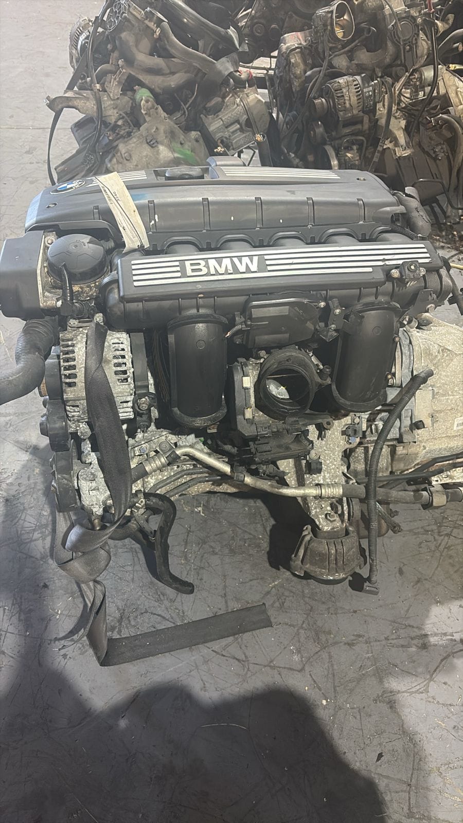BMW 325i E90 N52B25 Engine - Image 2
